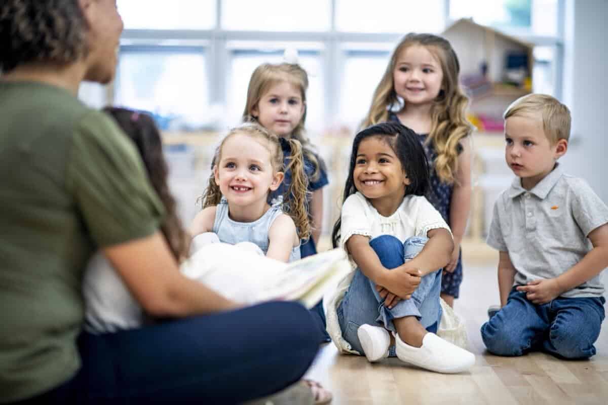 Supervisión Adecuada: Manteniendo las Proporciones en el Cuidado Infantil Familiar